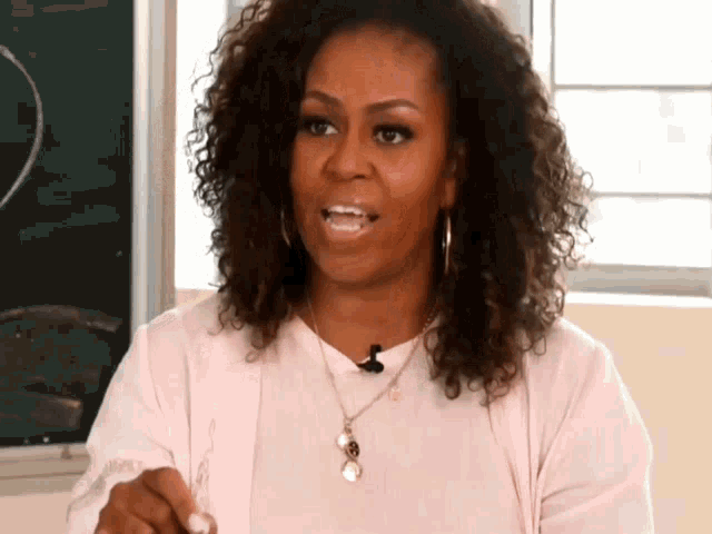 Michelle Obama First Lady GIF - Michelle Obama First Lady Natural Curls GIFs