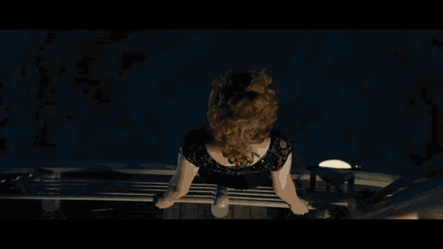 Titanic Rose Suicide1 GIF - Titanic Rose Suicide1 GIFs