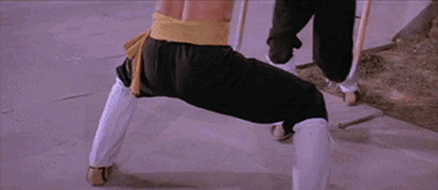 The36th Chamber Of Shaolin Three Section Staff GIF - The36th Chamber Of Shaolin Three Section Staff Fight GIFs