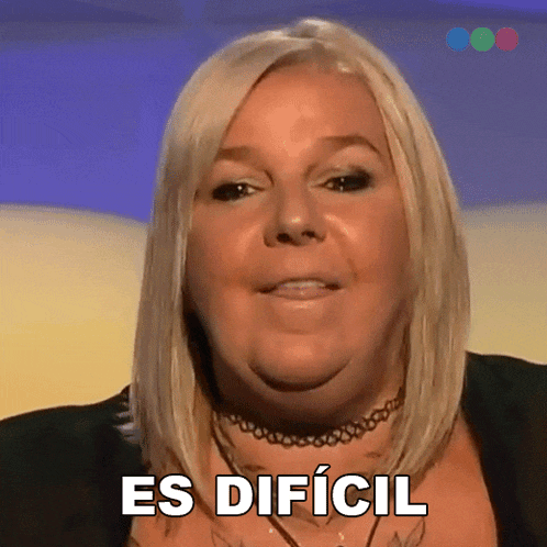 a woman with a choker says es dificil