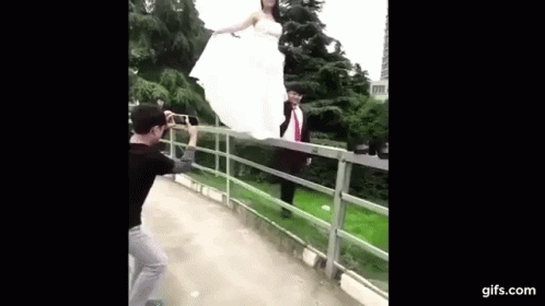 Photoshoot Fail Fall GIF - Photoshoot Fail Fall Bride GIFs