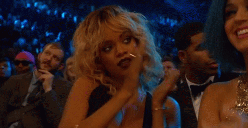 Rihanna Clapping GIF - Rihanna Clapping Smile GIFs