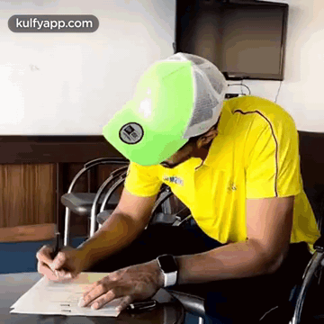 Tag That Topper Who Needs Additional To  Attempt Choice.Gif GIF - Tag That Topper Who Needs Additional To Attempt Choice Ruthuraj Gaikwad Cricket GIFs