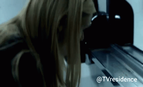 Tv Residence Claire Danes GIF - Tv Residence Claire Danes Homeland GIFs