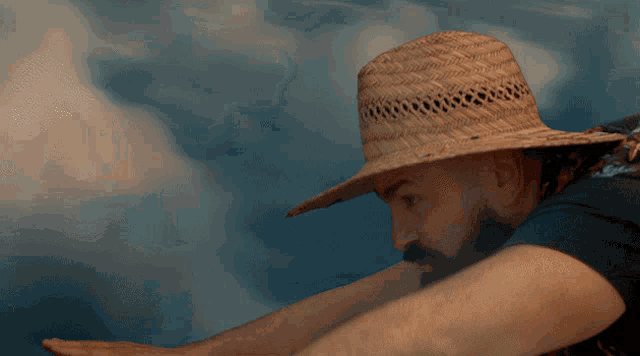 Allthewayup Demunjones GIF