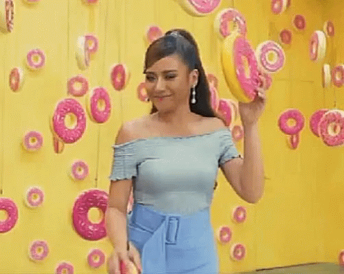 Morissette Amon Smile GIF - Morissette Amon Smile Donuts GIFs