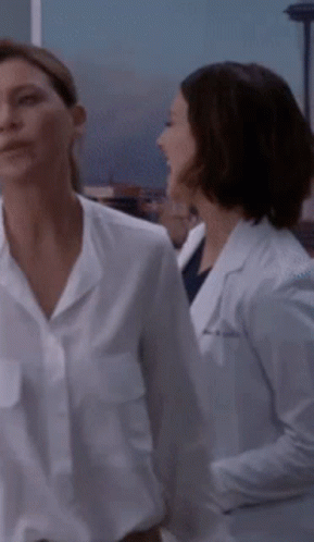 Greys Anatomy Amelia Shepherd GIF - Greys Anatomy Amelia Shepherd Laughing GIFs
