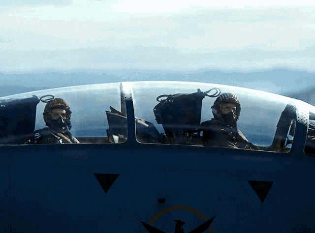 Top Gun Air Force GIF - Top Gun Air Force Waving GIFs