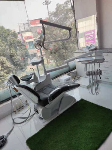 Dental Chair GIF - Dental Chair GIFs