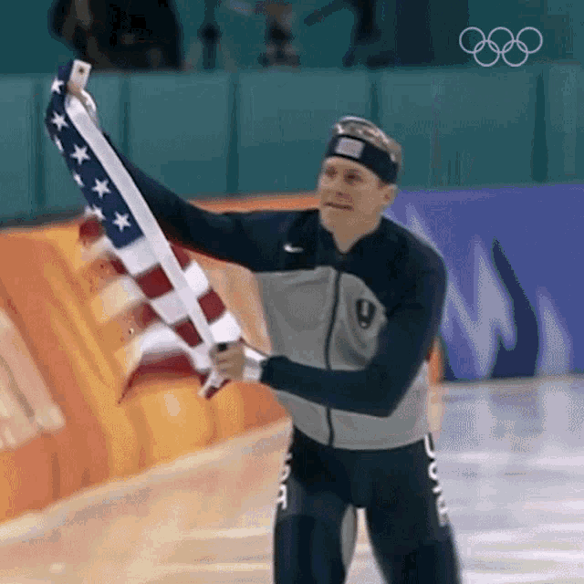 America Represent Speed Skating GIF - America Represent Speed Skating Casey Fitzrandolph GIFs