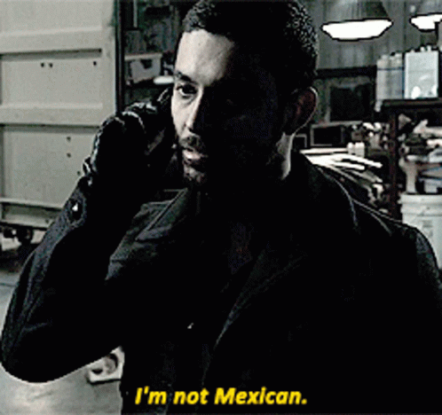 Im Not Mexican Seth Gecko GIF - Im Not Mexican Seth Gecko Seth Im Not Mexican GIFs