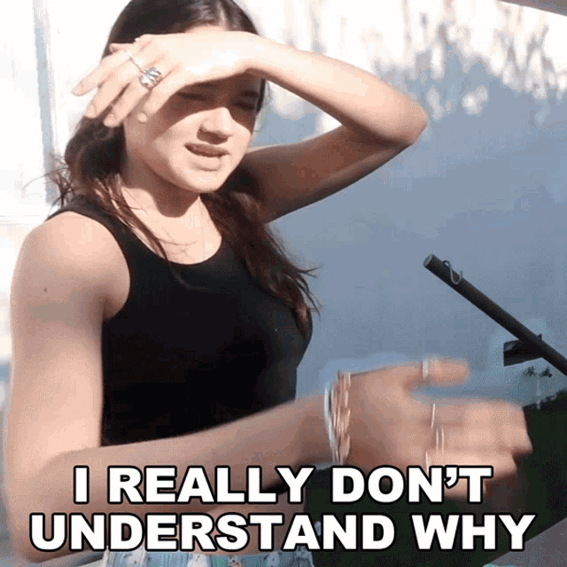 I Really Dont Understand Why Fionafrills GIF - I Really Dont Understand Why Fionafrills Fionafrills Vlogs GIFs