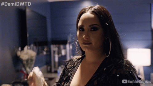Munch Demi Lovato GIF - Munch Demi Lovato Demi Lovato Dancing With The Devil GIFs
