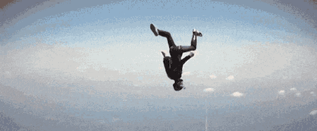 a person is falling through the air with the words so vai behind them