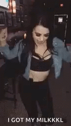 Two Step White Girl Dance GIF - Two Step White Girl Dance Two Step Dance GIFs