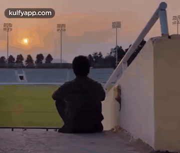 Never Give Up.Gif GIF - Never Give Up Jersey Shahid Kapoor GIFs