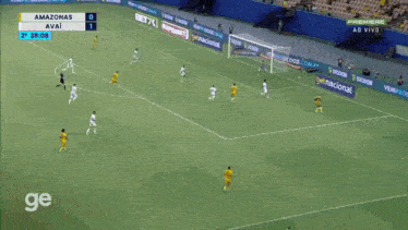 a soccer game between amazonas and avai is being shown on premiere