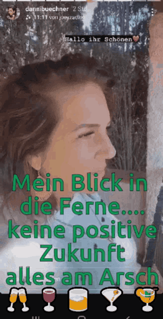 a picture of a woman with the caption mein blick in die ferne