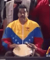 Nicolas Maduro Tocando Tambor GIF - Nicolas Maduro Tambor GIFs