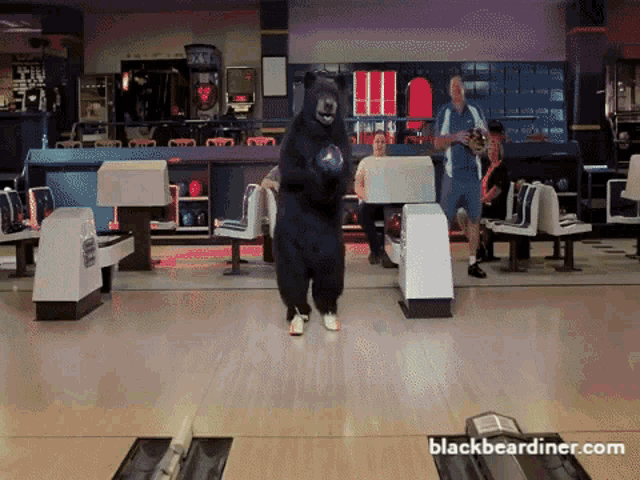Blackbeardiner Bowling GIF - Blackbeardiner Bowling Strike GIFs
