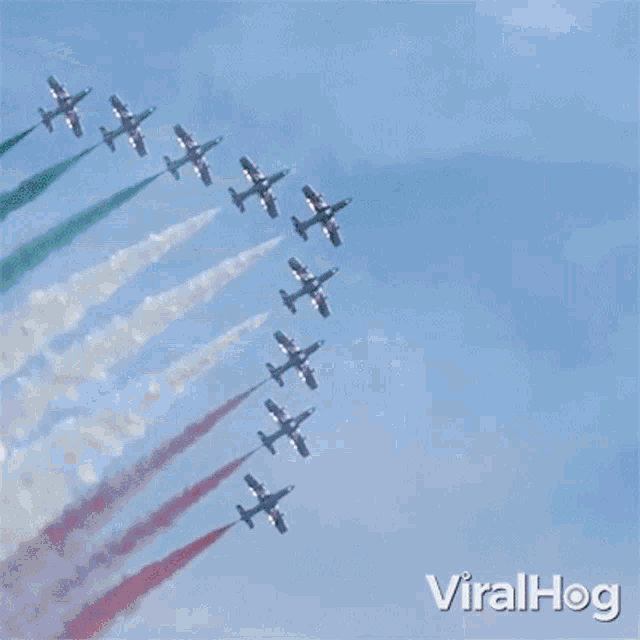 Fighter Jet Show Viralhog GIF - Fighter Jet Show Viralhog Italian Fighter Jets GIFs