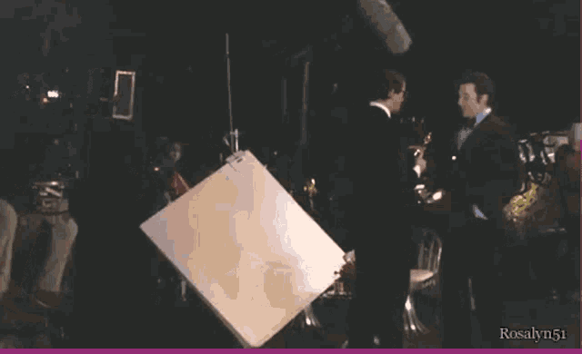 Matthew Goode Oscar Statuette GIF - Matthew Goode Oscar Statuette Holding An Award GIFs