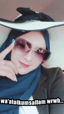 a woman wearing sunglasses and a hat with the words wa ' alaikumsalam wrwb below her