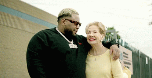 Smiling Carnage GIF - Smiling Carnage Letting People Go GIFs