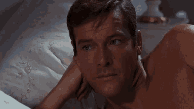 Roger Moore Live And Let Die GIF - Roger Moore Live And Let Die James Bond GIFs