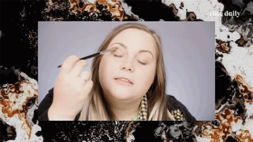 This Is Grunge Makeup GIF - This Is Grunge Makeup Fashion GIFs