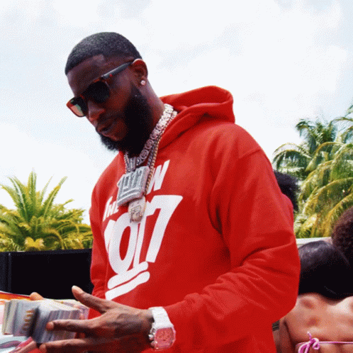 Money Gucci Mane GIF - Money Gucci Mane Who Is Him Song GIFs