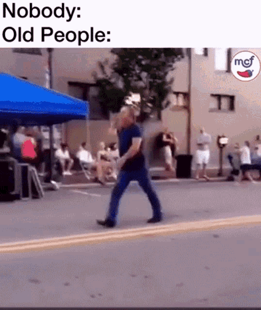 Old People Old People Be Like GIF - Old People Old People Be Like Moves GIFs