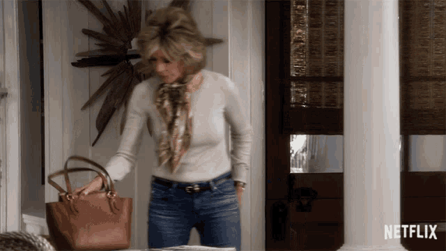 Surprised Grace And Frankie GIF - Surprised Grace And Frankie Season1 GIFs