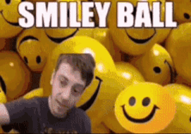 Smiley Ball The Skeleton Appears GIF - Smiley Ball The Skeleton Appears Smiley GIFs