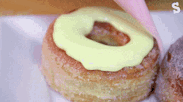 Cronuts Donuts GIF - Cronuts Donuts Cronut GIFs