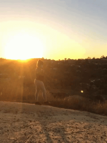 Sunset Sunrise GIF - Sunset Sunrise Jogging GIFs