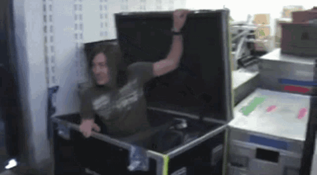 Chad Butler Switchfoot GIF - Chad Butler Switchfoot Road Case GIFs