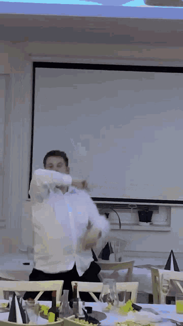 Kostomlaty Zaklasxxx GIF