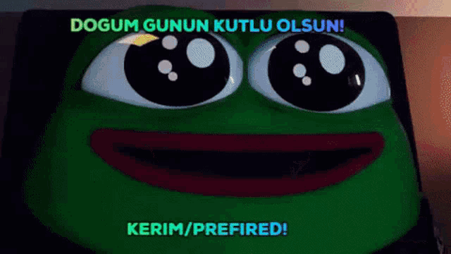 a picture of a frog with the words dogum gunun kutlu olsun written above it