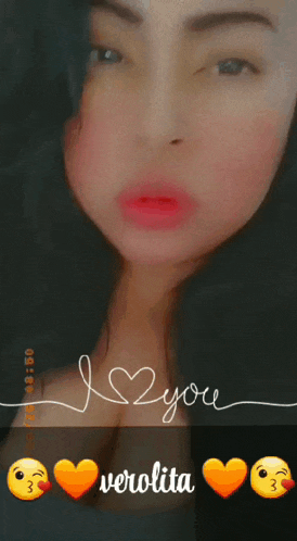 a selfie of a girl with the name verolita on it