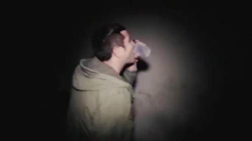 Drinking Thirsty GIF - Drinking Thirsty Bottoms Up GIFs