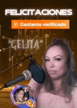 a woman is holding a microphone in front of a sign that says " felicitaciones "
