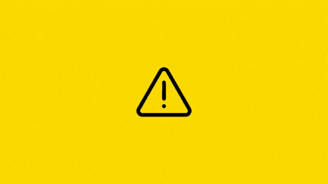 a yellow sign that says obacht lehrer unterwegs on it