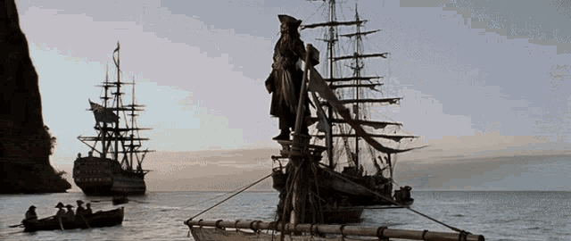 Jack Sparrow Port GIF - Jack Sparrow Port Pirates Of The Caribbean GIFs