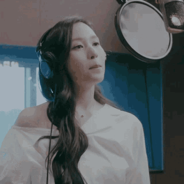 Michaenyu Mina GIF - Michaenyu Mina Singing GIFs