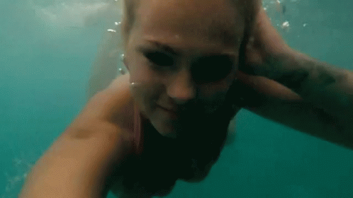 Underwater Swimming GIF - Underwater Swimming Billy GIFs