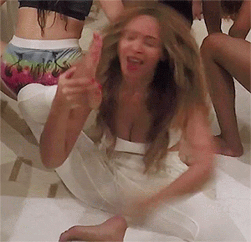 Beyonce Shouting GIF - Beyonce Shouting Pointing GIFs