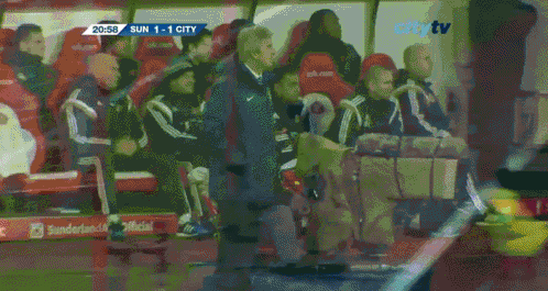 Altidore Scared GIF - Soccer Football Game GIFs
