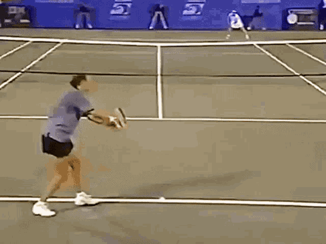 Lindsay Davenport Serve GIF - Lindsay Davenport Serve Tennis GIFs