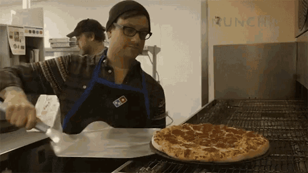 Pizza Fresh From The Oven GIF - Pizza Fresh From The Oven Dan Janssen GIFs